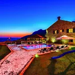 Pave - Six-bedroom With Terrace And Swimming Pool *