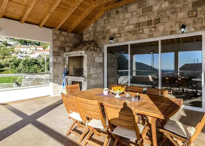 Pave - Six-bedroom With Terrace And Swimming Pool *